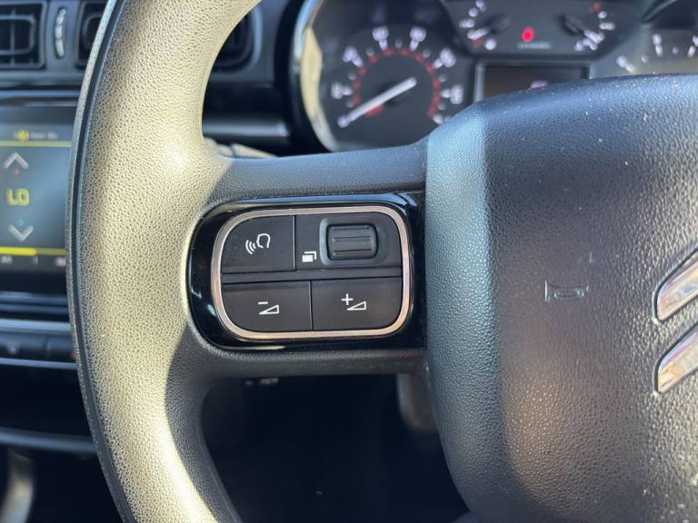 2017 Citroen C3 1.2 PureTech Feel Hatchback 5dr Petrol Manual Euro 6 (68 ps) Hatchback Petrol Manual