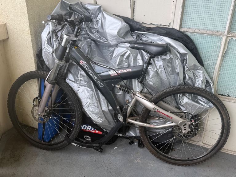 Shockwave XT900 Adult Mountain Bike – Black, Fair Condition