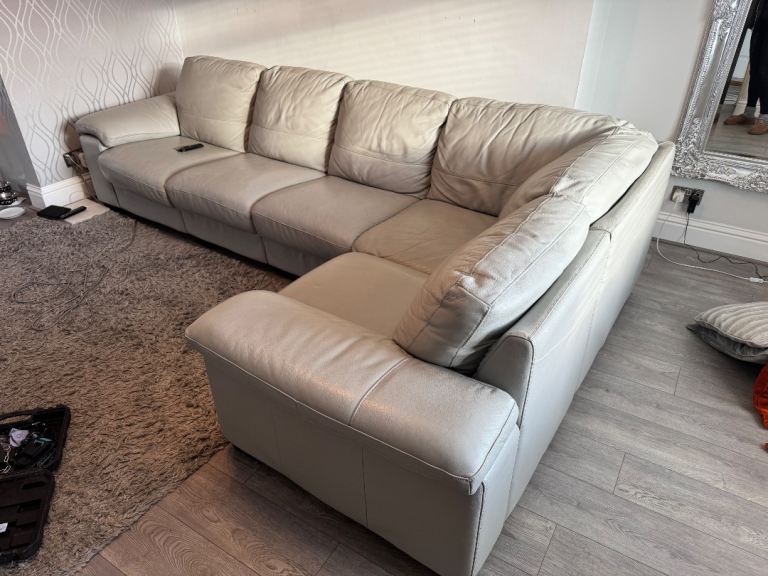Silver/Grey Leather Corner Sofa