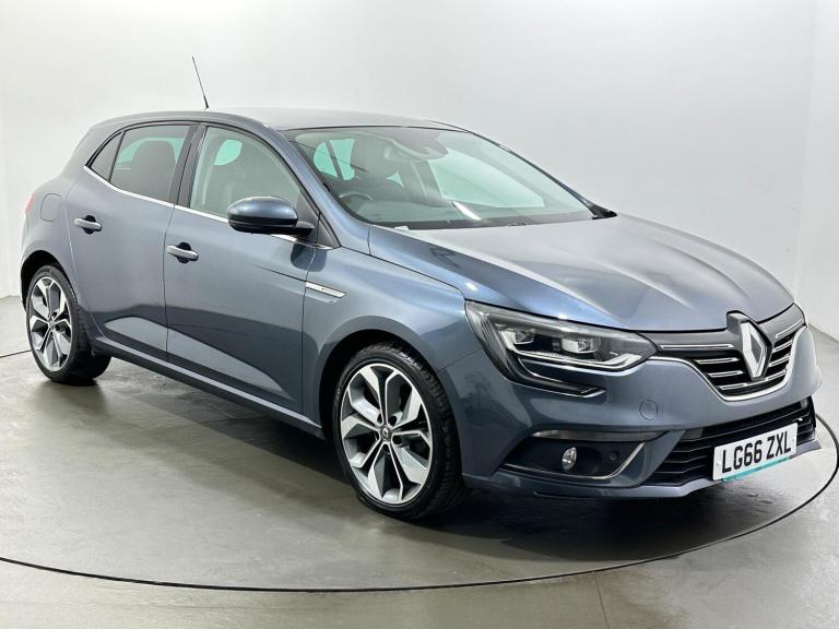 2016 Renault Megane 1.5 dCi Signature Nav EDC Euro 6 5dr HATCHBACK Diesel Automatic