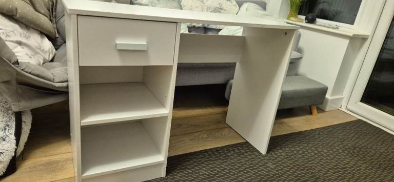 White Wooden Desk with Drawer and Shelves – Good Condition