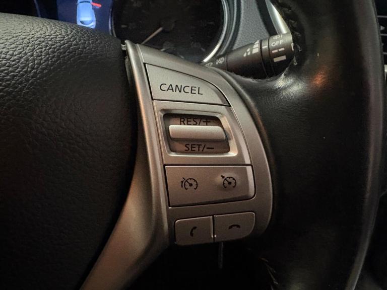 2014 Nissan Qashqai 1.2 DiG-T Acenta 5dr HATCHBACK PETROL Manual