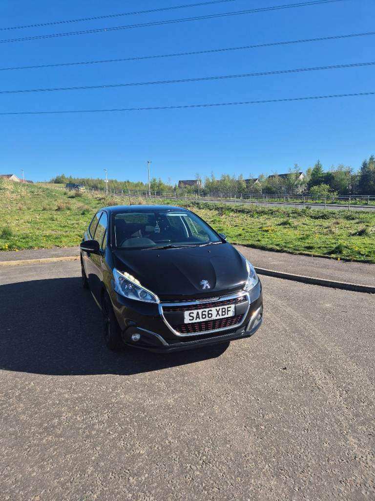 Peugeot, 208, Hatchback, 2016, Manual, 1560 (cc), 5 doors