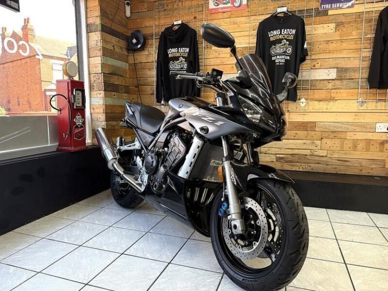 Yamaha FZS1000 1000  Super Sports 