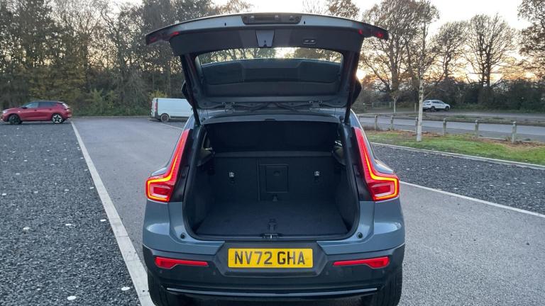 2022 Volvo XC40 Plus, B3 mild hybrid, Petrol, Dark ESTATE Petrol/Electric Hybrid Automatic