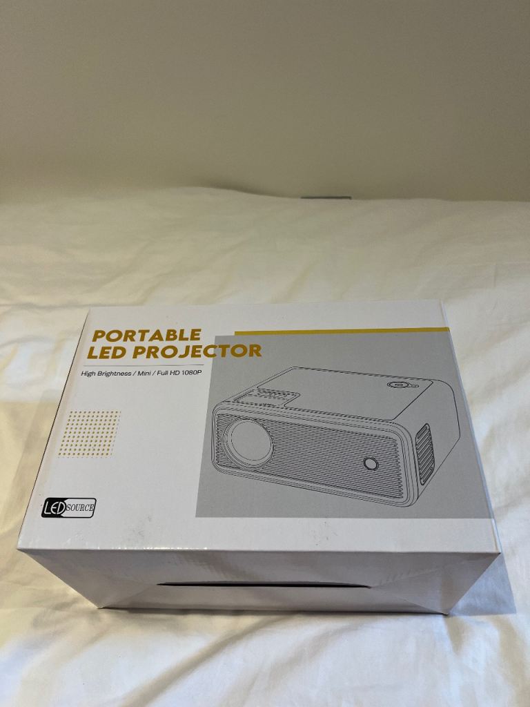 *Brand New* - LED Source Portable Projector 