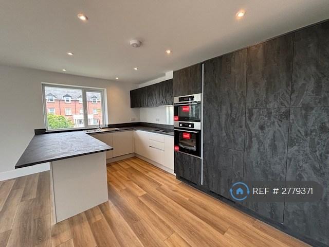 2 bedroom flat in Silver Birch Apartments, Exmouth, EX8 (2 bed) (#2779371)