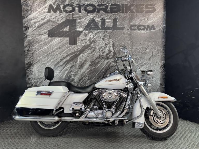 HARLEY DAVIDSON ROAD KING 2006