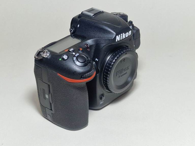 Nikon D500 body in pristine, as new condition. 6,617 shutter actuations.