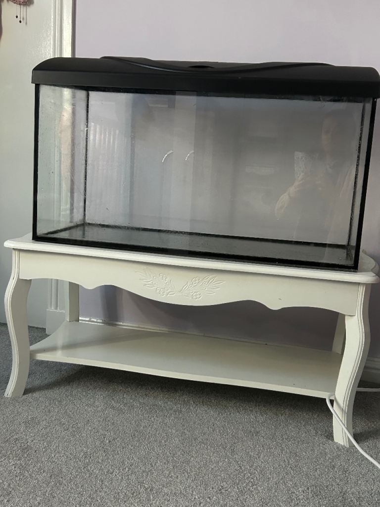 Aquarium fish tank - 112 litres including stand
