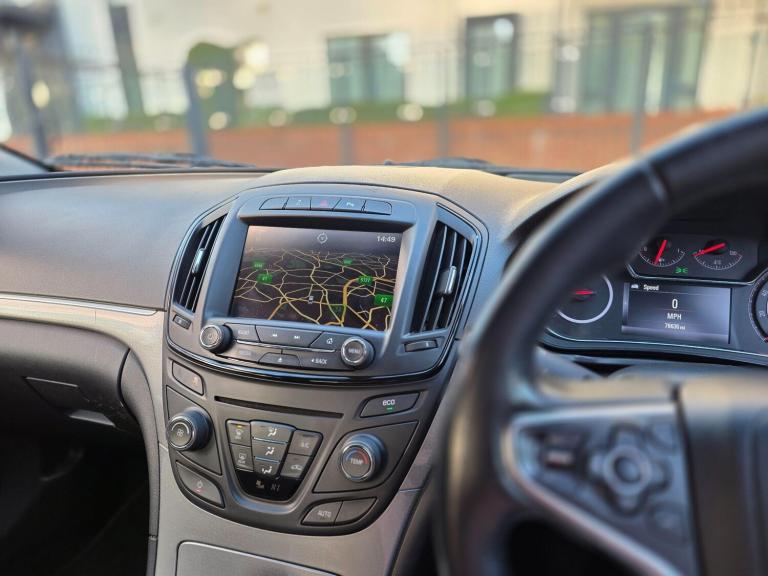 2013 Vauxhall Insignia 2.0 CDTi ecoFLEX Design Nav 5dr [Start Stop] HATCHBACK DIESEL Manual