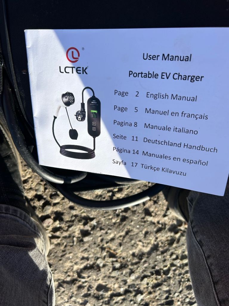 Electric Vehicle Charge Cable 13amp Plug