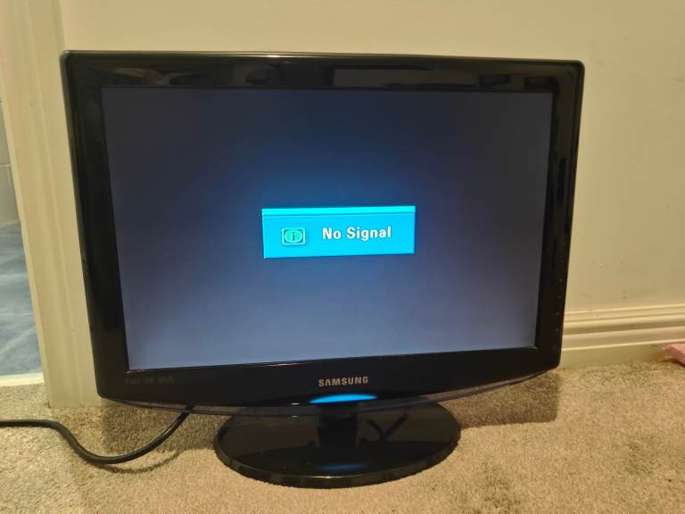 19" Samsung TV/monitor 