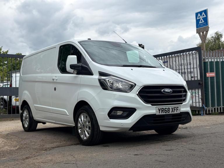 2018 Ford Transit Custom 2.0 EcoBlue 130ps Low Roof Limited Van PANEL VAN DIESEL Manual