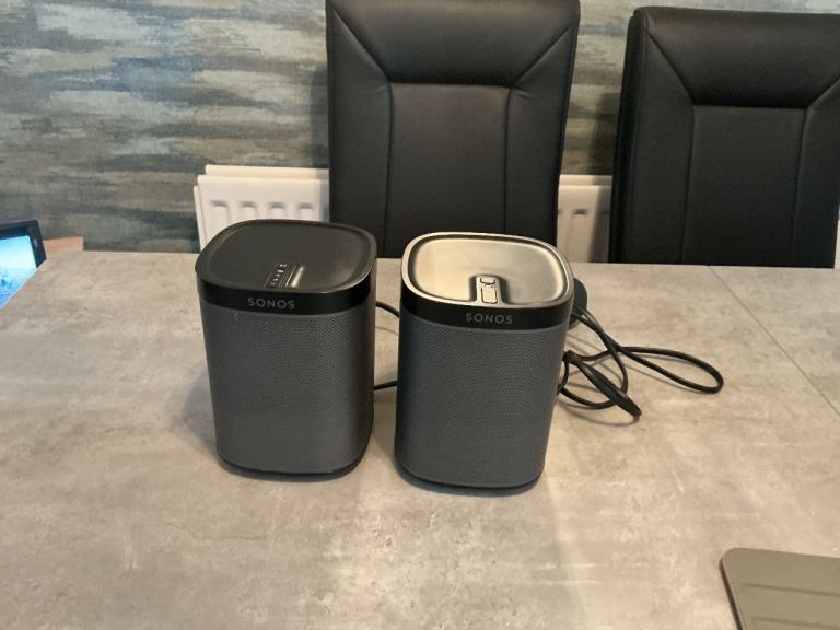 Sonos play 1