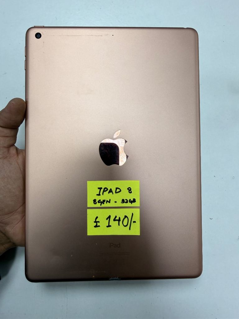 Apple iPad (8th Gen) 32GB – Rose Gold, Good Condition