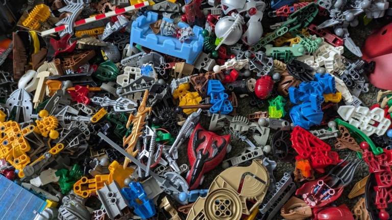 LEGO Knights - miscellaneous parts