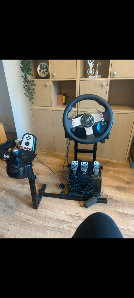 Logitech g27 racing simulator