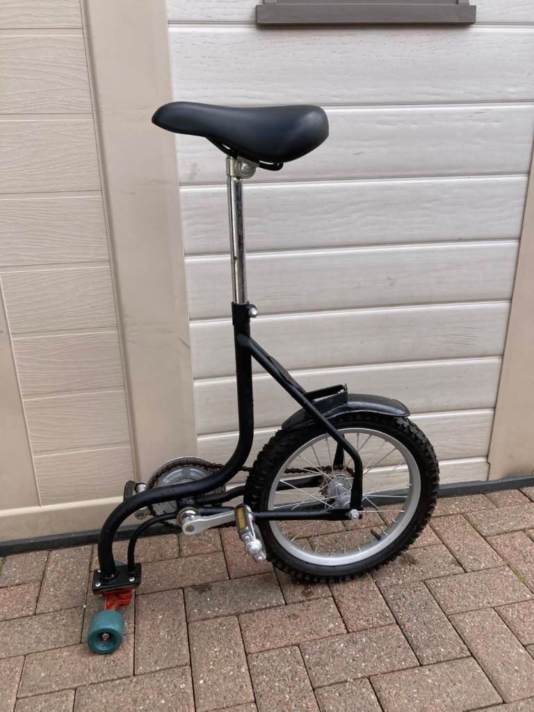 BIKE Unicycle Balance Trainer Bike. Ideal Adults/Kids. Great fun for Parties (Feel Free to View)