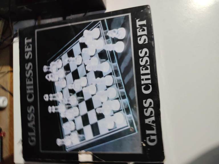 Glass Chess Set – As Good As New, Complete with Box
