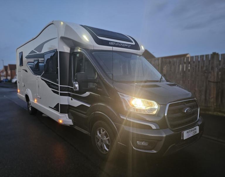 2022 Swift Voyager 584 4 Berth 4 Belt Twin Beds Garage Air Con 6,500 Miles