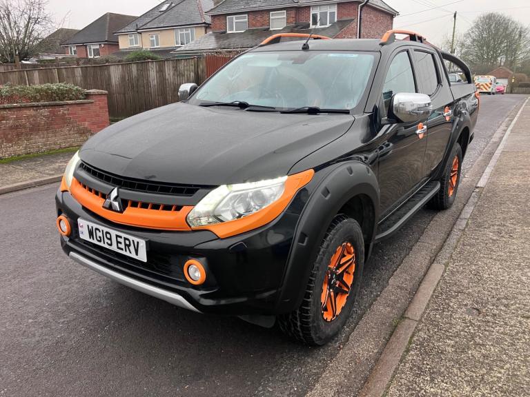 2019 Mitsubishi L200 Double Cab Barbarian SVP Manual 1 Owner low miles £11995 + vat PICK UP Diese...