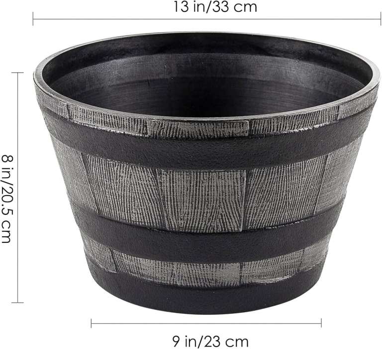 1 GARDEN PLANTER NEW
