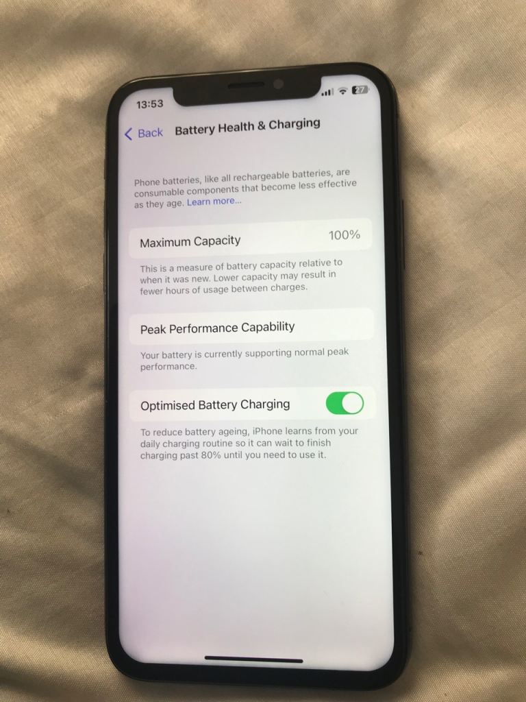 Apple iPhone X 64gb unlocked fully works looks nearly new battery health 100% 