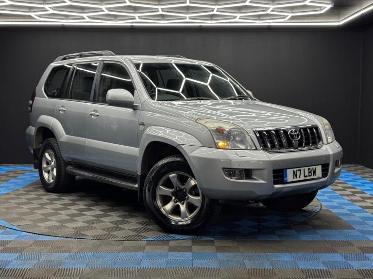  Toyota Land Cruiser 3.0 D-4D LC3 5dr Diesel Manual