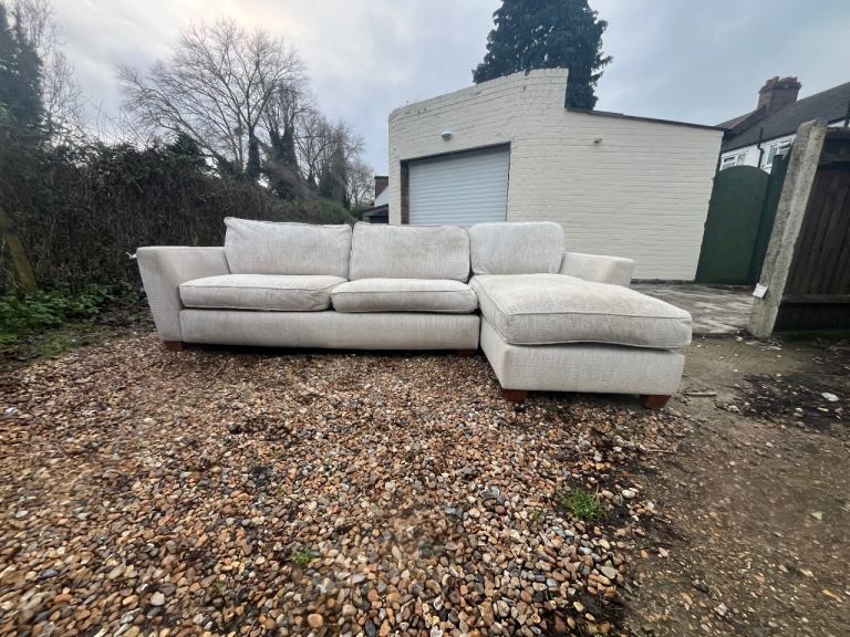 Large light beige L shape sofa DELIVERY AVAILABLE!🚚✅