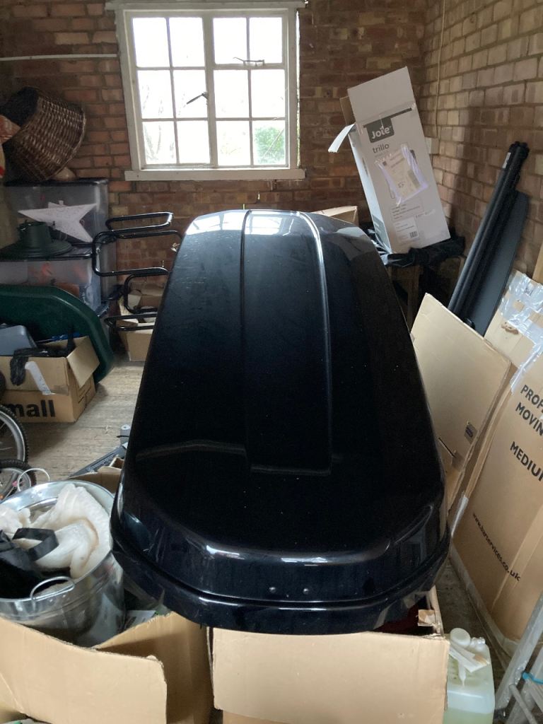 Roof box, bars and fittings 