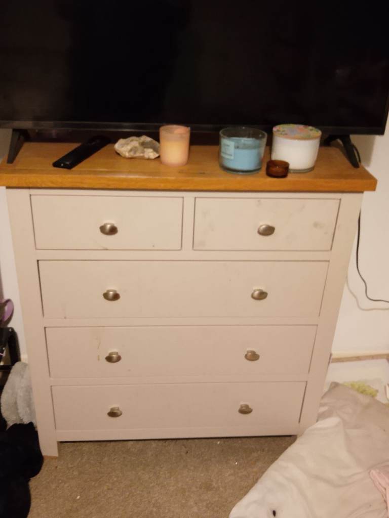 Chest of draws 