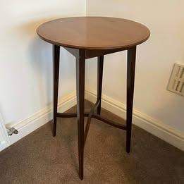 Elegant Period Edwardian side table with circular top