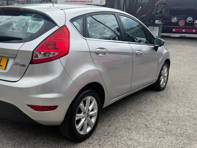 2010 Ford Fiesta 1.25 Zetec 5dr HATCHBACK Petrol Manual