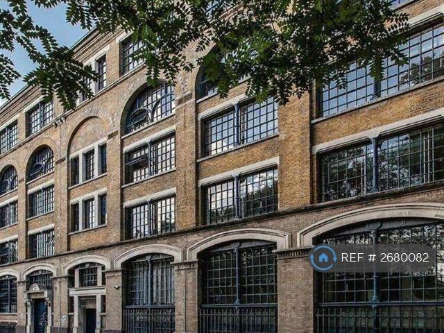 1 bedroom flat in Long Lane, London, SE1 (1 bed) (#2680082)