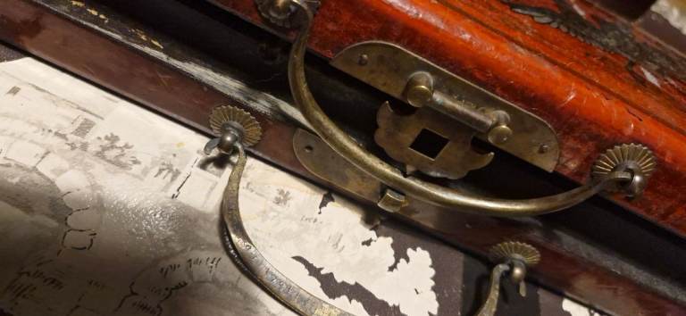 Collectible old vintage Chinese game and dice