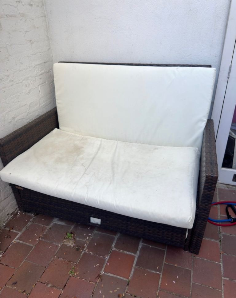 Garden sofa 