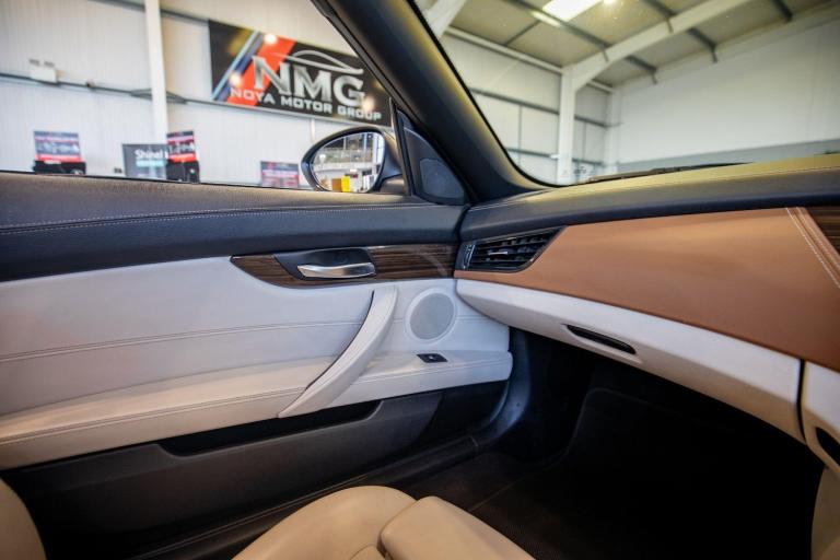 2014 BMW Z4 2.0 20i Convertible 2dr Petrol Auto sDrive Euro 6 (184 ps) *Finance Availab CONVERTIB...