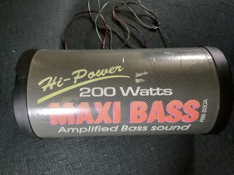 Maxi Bass amplified subwoofer 8”