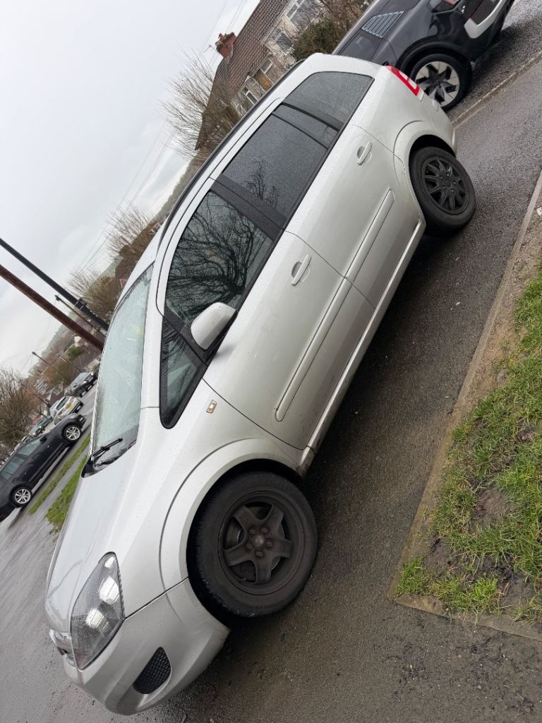 Vauxhall, ZAFIRA, MPV, 2013, Manual, 1686 (cc), 5 doors