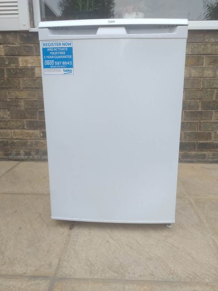 Frost free undercounter freezer