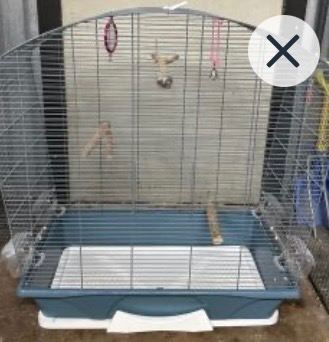Bird cage £30