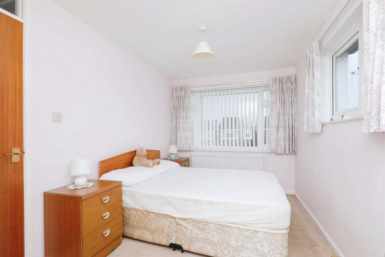 Shared Flat - Limehouse 🎉🎉