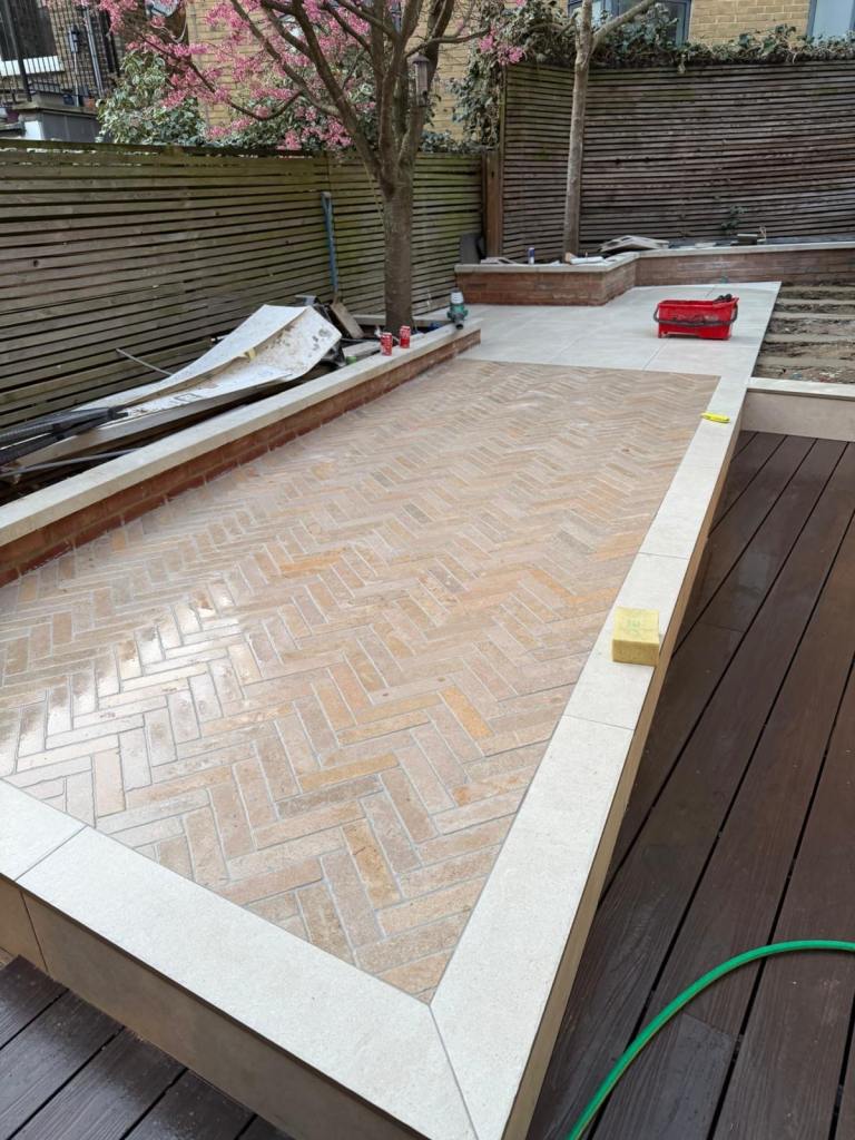 Professional Tiling Services – Kitchens, Bathrooms refurbished & Floors in London