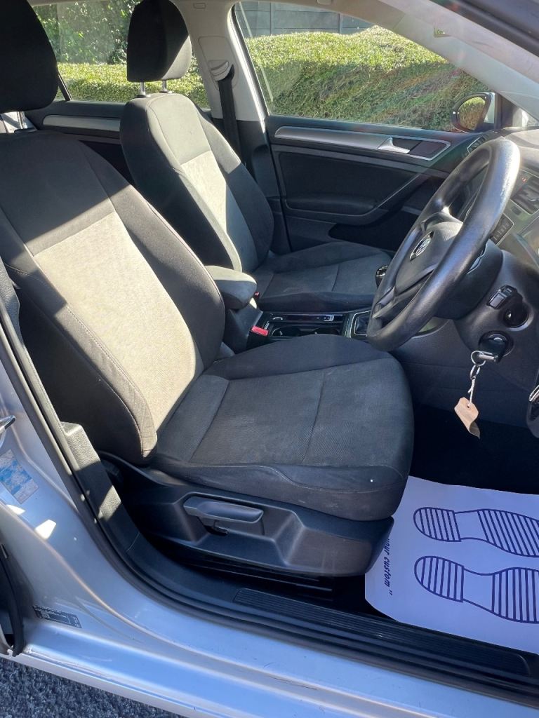 Volkswagen Golf 1.6Tdi diesel 6 speed manual £20 road tax long mot 2 keys HPI clear 