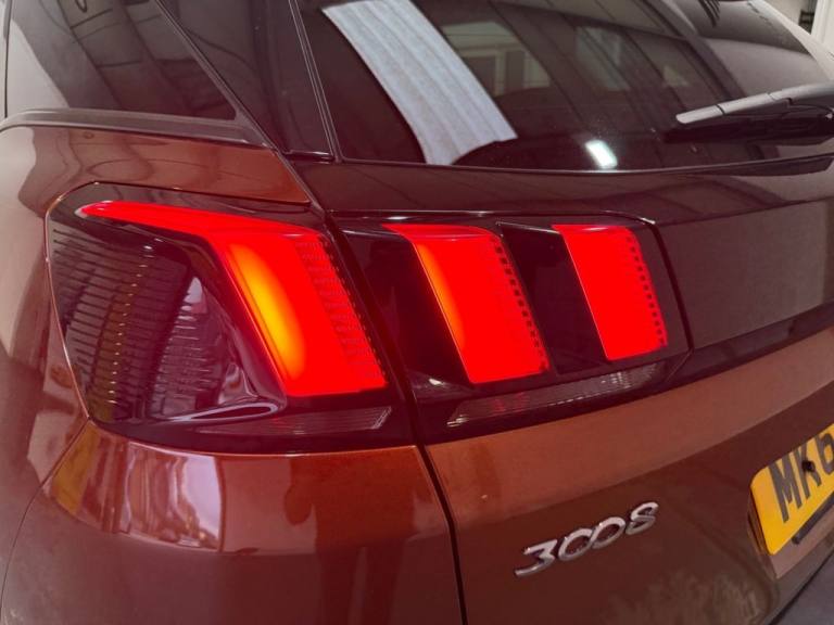 2017 Peugeot 3008 1.2 Puretech Allure 5dr EAT6 HATCHBACK PETROL Automatic