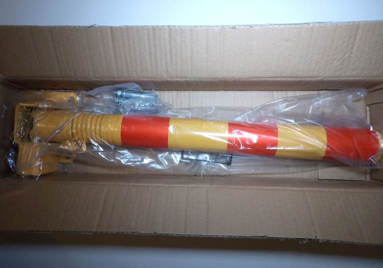 Parking Space Lockable Bollard 600mm with Spring