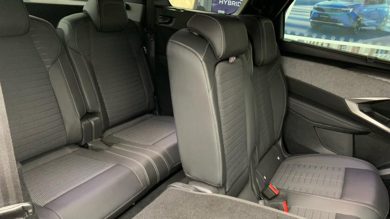 2025 Peugeot 5008 1.2 HYBRID GT SUV 5dr Petrol Hybrid e-DSC6 Euro 6 (s/s) (136 ps) SUV Hybrid Aut...