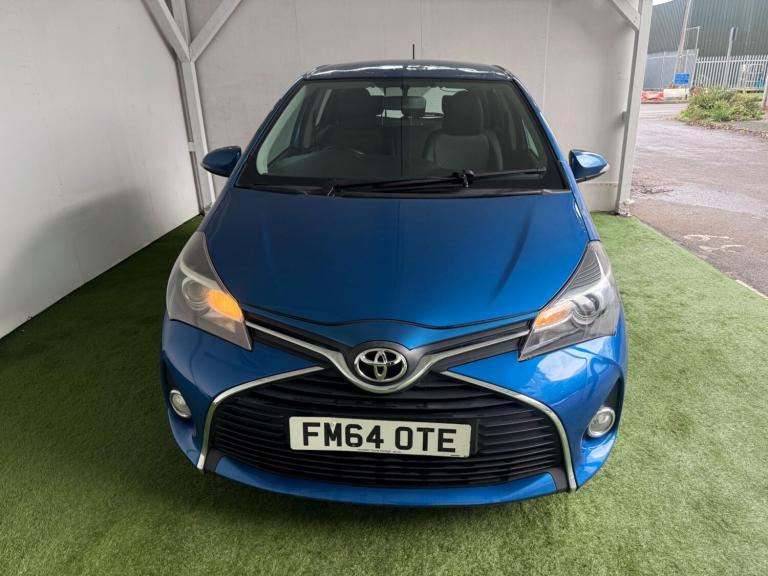 2015 Toyota Yaris 1.33 VVT-i Icon 5dr CVT HATCHBACK PETROL Automatic
