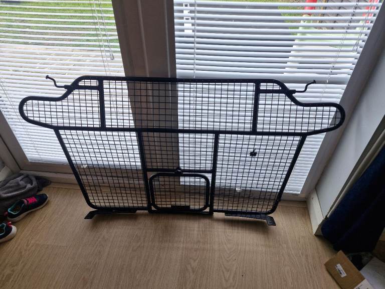 Jaguar f pace full dog guard